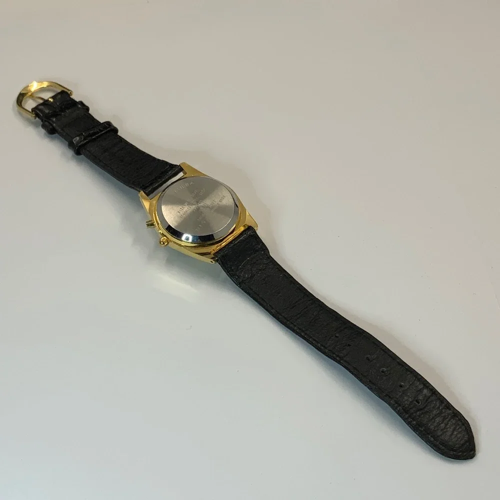 Vintage 1994 Armitron Marvin the Martian Musical Quartz Watch Gold Tone 2200/162